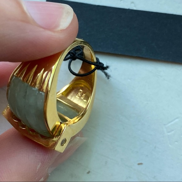 18k gold over sterling jade ring with lab sapphire - Picture 13 of 13